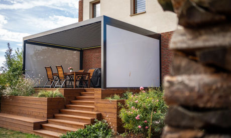 Farebné trendy v tienení: Prečo je antracit farbou číslo jedna