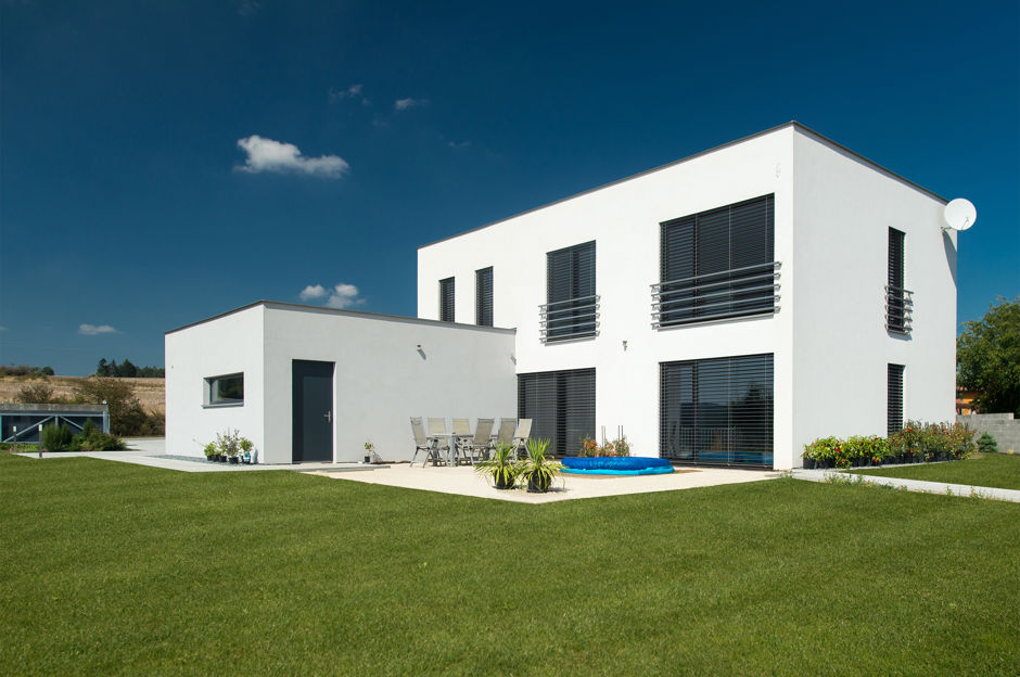 Staviate dom? Kedy je ideálny čas riešiť vonkajšie tienenie