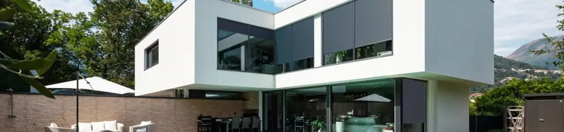 Predokenné rolety a bezpečnosť: Ochrana pred zlodejmi